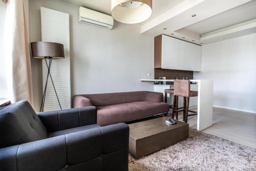 Platinum Tower - City Center - Golden Apartments Varşovia Exterior foto