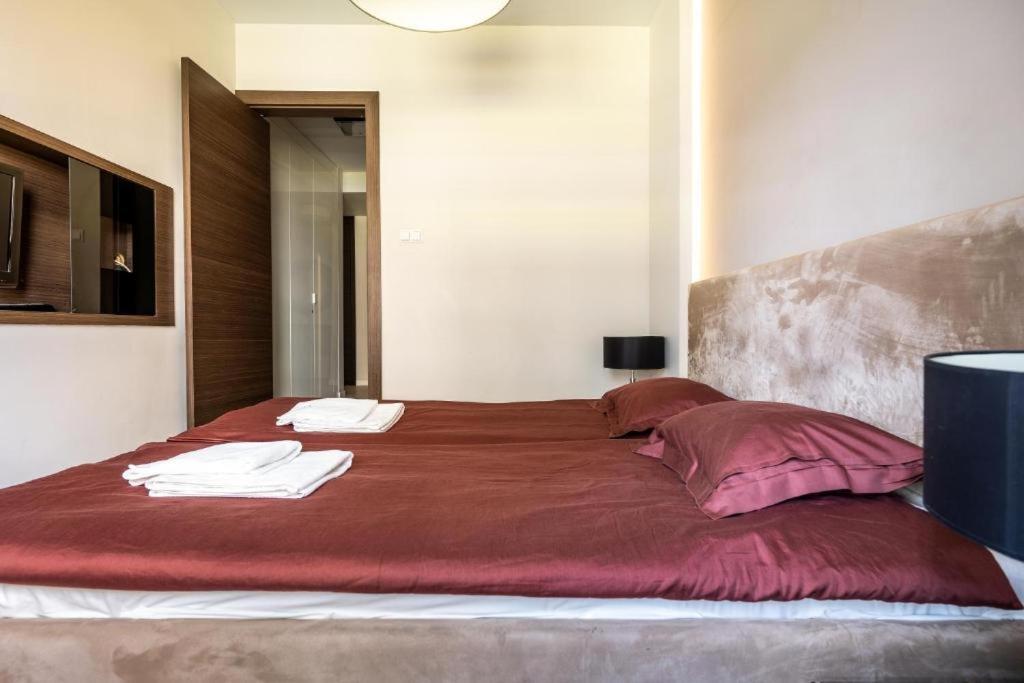 Platinum Tower - City Center - Golden Apartments Varşovia Exterior foto