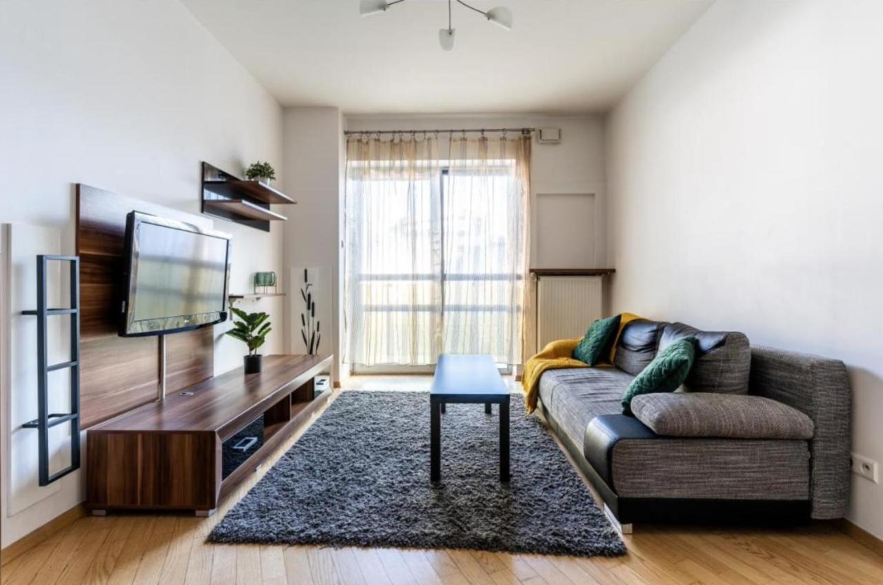 Platinum Tower - City Center - Golden Apartments Varşovia Exterior foto